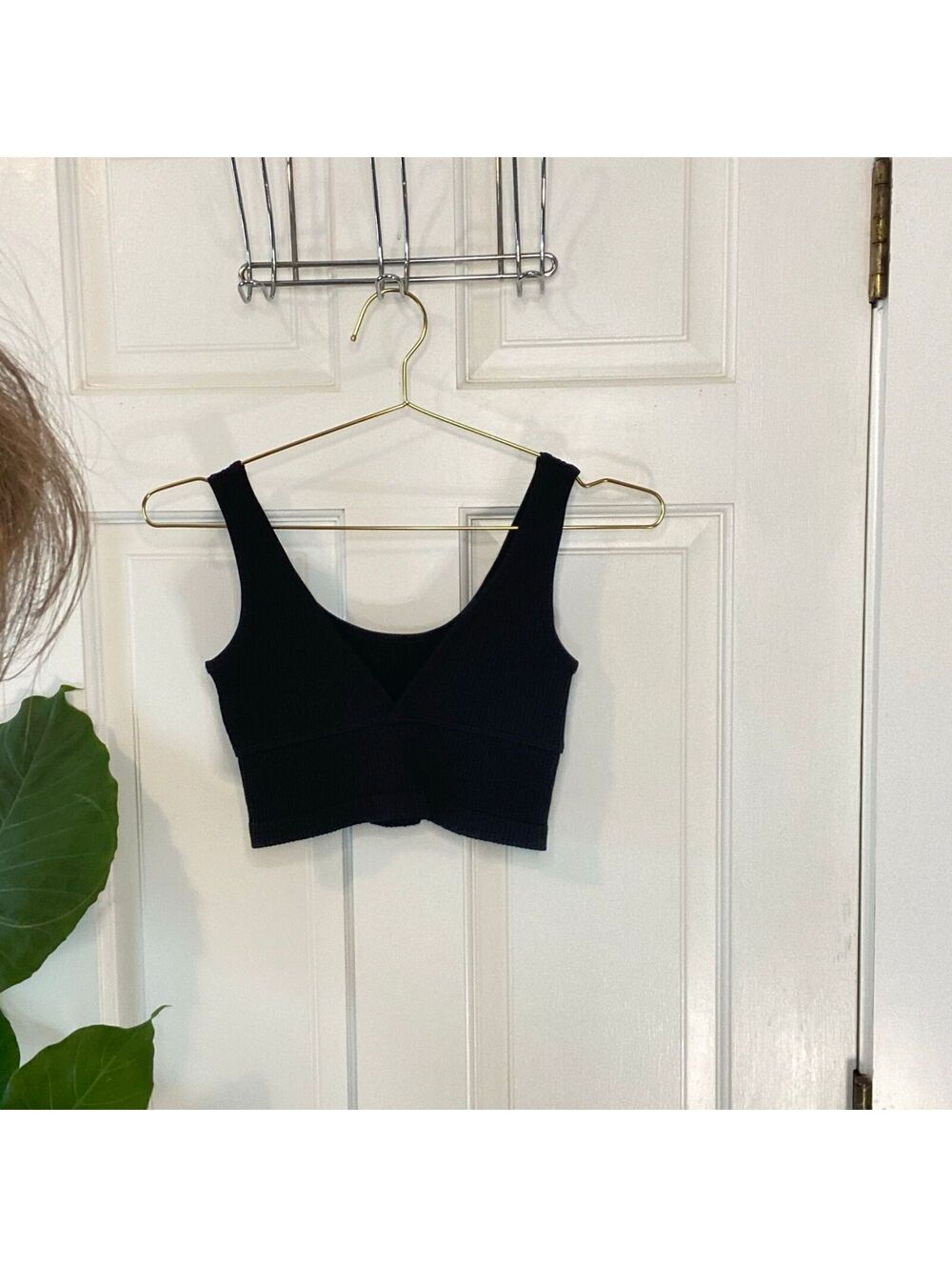 041 NWOT black ribbed boho bralette / xs/s / ptp 12-23
